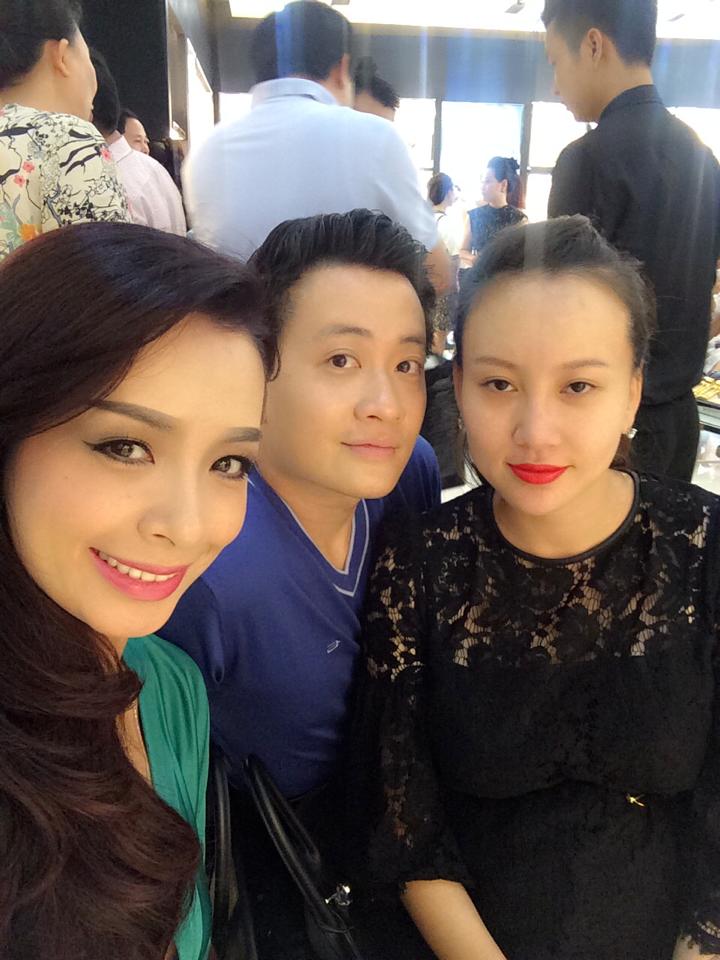 Diễn viên Lương Mạnh Hải hội ngộ NTK Kelly Bùi, Thúy Hằng tại Hà Nội, trong sự kiện của nhãn hàng thời trang Giovani.